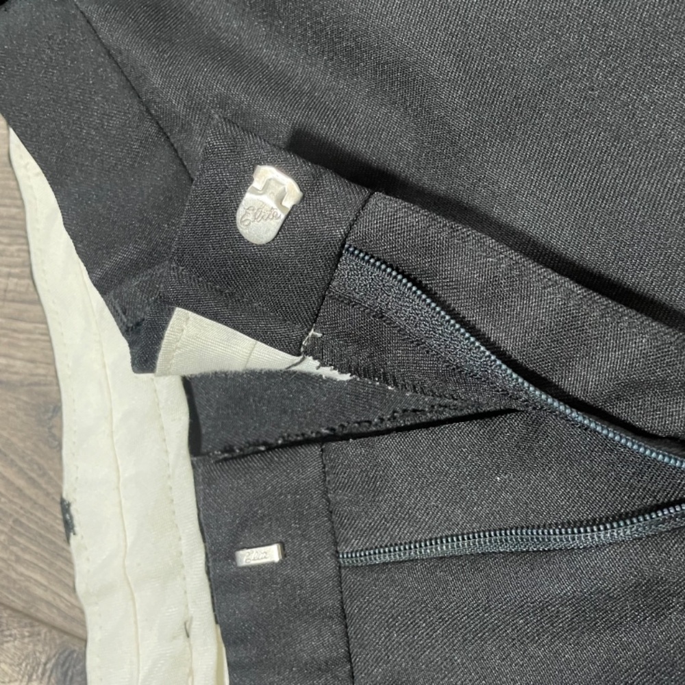 Men’s Black Puritan Dress Slacks Size  30x32 with hidden elastic extenders - Picture 4 of 7